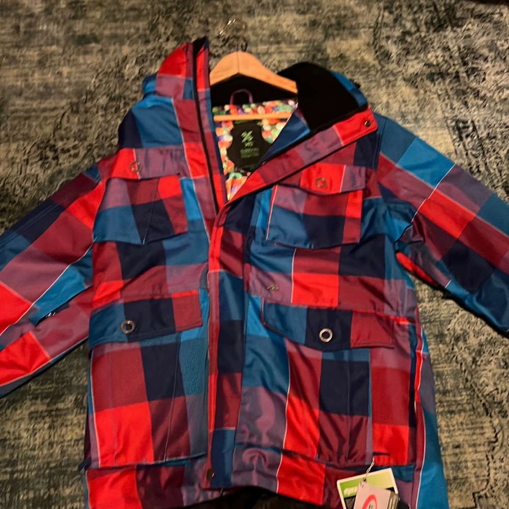 Ripzone ski jacket with tags